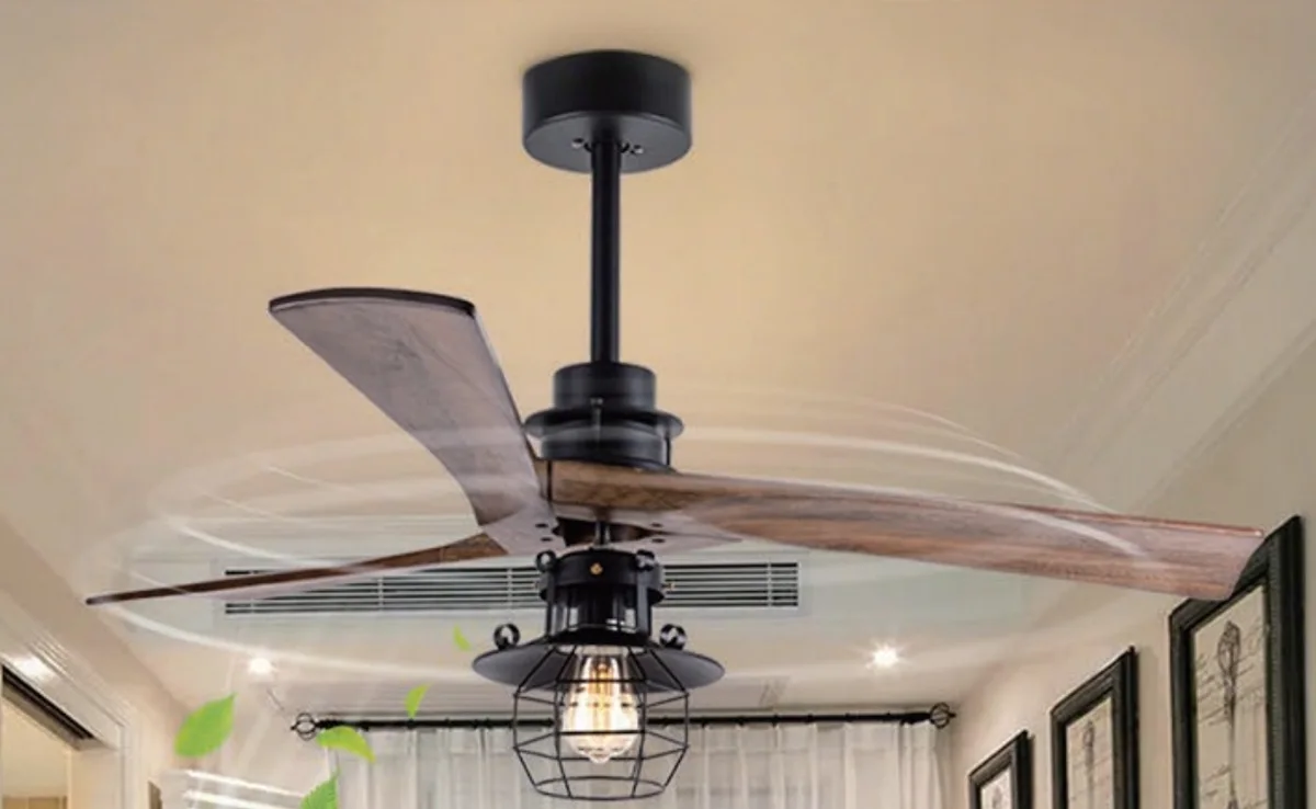 E1018 — Wood blade fan light