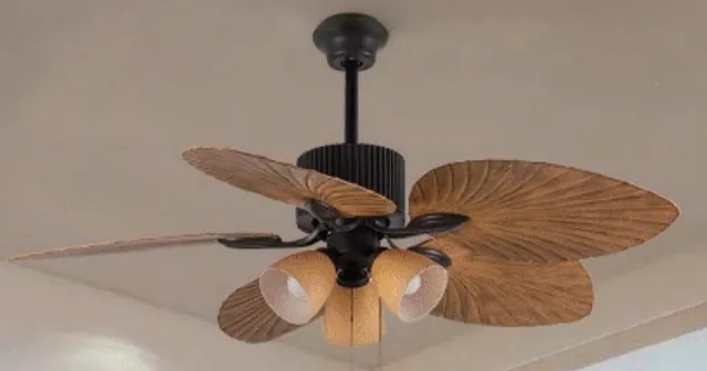 E1061 — ABS blade fan light